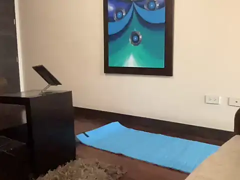 Snapshot of littlelatinhunter chatting on March 3, 2026, 11:01 pm littlelatinhunter online show from March 3, 2026, 11:01 pm