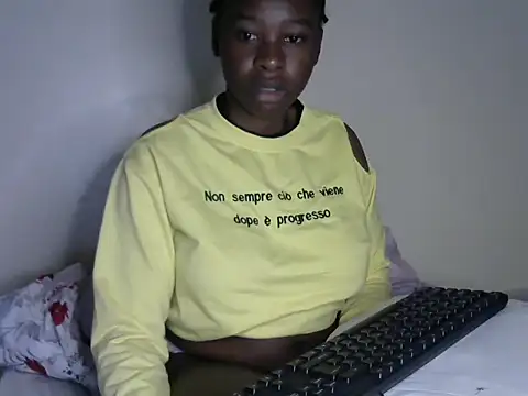 Novah  online show from April 15, 2026, 8:53 pm