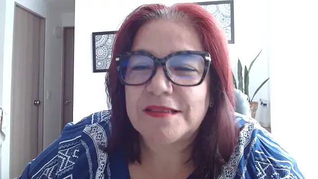 MARIANMILLS   online show from March 12, 2025, 1:08 pm