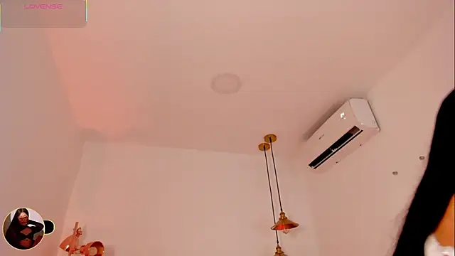 Snapshot of nakamura_sam chatting on April 23, 2026, 10:44 am nakamura sam online show from April 23, 2026, 10:44 am