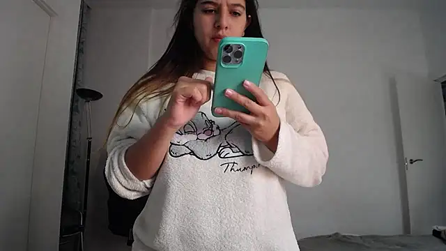 Contantin helena online show from November 24, 2025, 12:05 pm