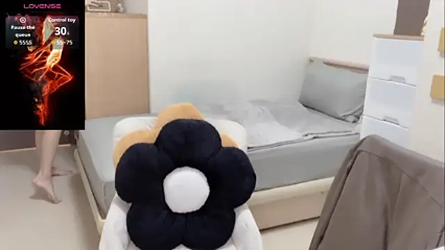 yu5888 online show from November 1, 2025, 9:58 am