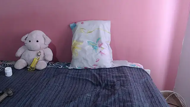 Susanlover online show from November 21, 2025, 2:27 pm