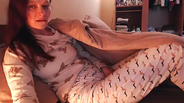 Snapshot of LovelyAndraGirl chatting on May 1, 2026, 4:39 am LovelyAndraGirl online show from May 1, 2026, 4:39 am