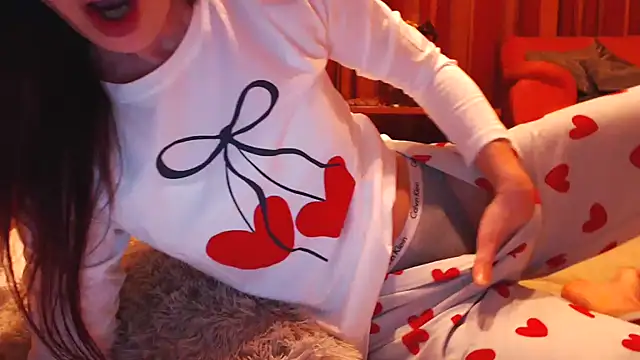 Snapshot of LovelyAndraGirl chatting on March 31, 2026, 5:48 pm LovelyAndraGirl online show from March 31, 2026, 5:48 pm