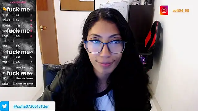 Snapshot of sofia_rosse4 chatting on July 8, 2026, 12:03 am sofia rosse4 online show from July 8, 2026, 12:03 am