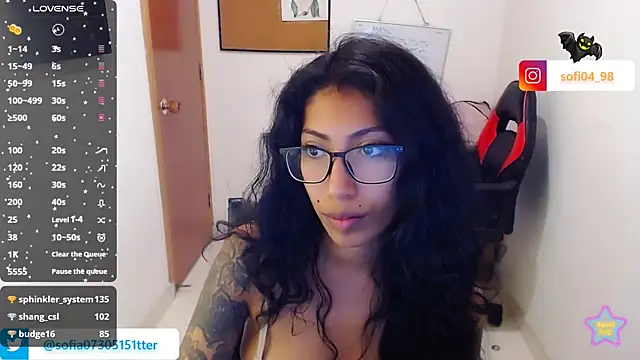 Snapshot of sofia_rosse4 chatting on May 19, 2026, 1:56 am sofia rosse4 online show from May 19, 2026, 1:56 am