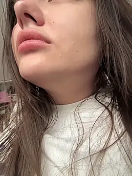 NikaMur online show from April 13, 2026, 5:00 am