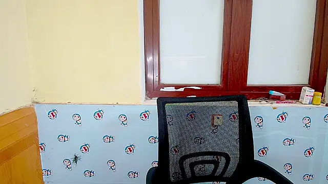 Snapshot of __Saphia__ chatting on December 16, 2025, 12:48 am Saphia online show from December 16, 2025, 12:48 am