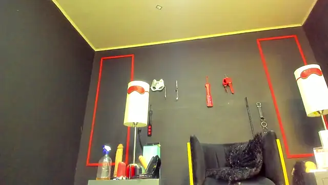 CharlotteScotte online show from November 13, 2025, 11:03 am