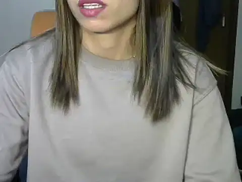 Snapshot of baby_doll2 chatting on December 21, 2024, 7:03 am baby doll2 online show from December 21, 2024, 7:03 am