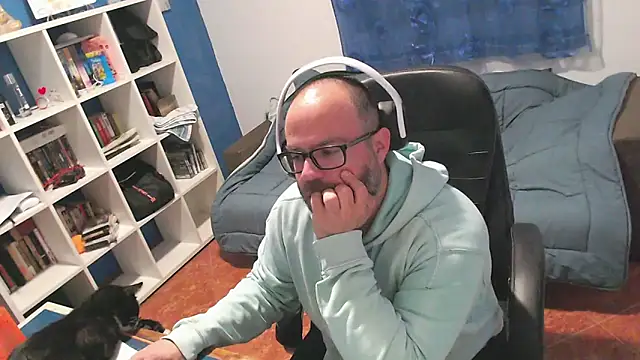 ravingr4d4 online show from March 23, 2026, 11:15 pm