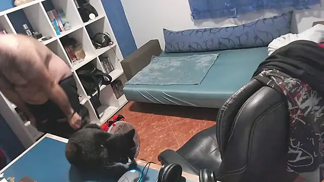 ravingr4d4 online show from October 23, 2025, 10:41 pm