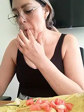 Snapshot of Daniela77771 chatting on January 9, 2026, 4:36 pm Daniela77771 online show from January 9, 2026, 4:36 pm