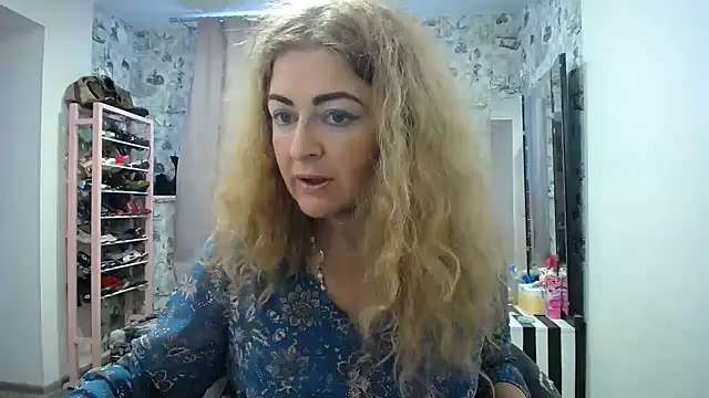 Helen1974 online show from July 24, 2026, 12:34 pm