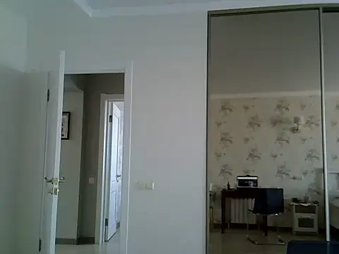 Snapshot of Alexandra-Rosee chatting on January 14, 2025, 5:19 am Alexandra-Rosee online show from January 14, 2025, 5:19 am