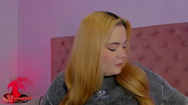 sophiarossee  online show from March 25, 2026, 12:48 pm