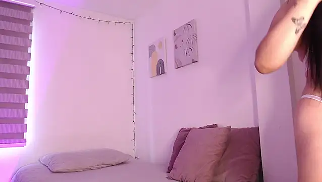 Megan FE online show from April 22, 2026, 1:18 pm