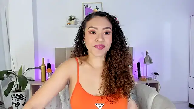 Zoe Gruber online show from February 3, 2026, 11:32 pm