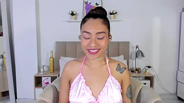 Zoe Gruber online show from May 15, 2026, 11:14 pm