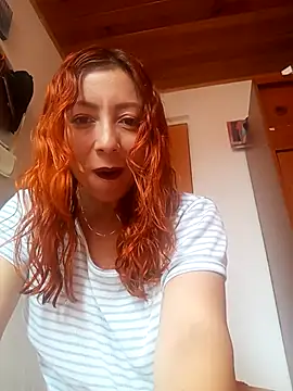 Snapshot of malusexy33 chatting on March 22, 2025, 2:58 pm malusexy33 online show from March 22, 2025, 2:58 pm