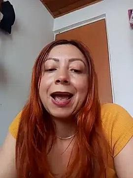 Snapshot of malusexy33 chatting on February 10, 2025, 5:19 pm malusexy33 online show from February 10, 2025, 5:19 pm