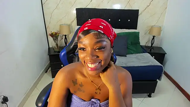 helena copper  online show from April 9, 2026, 4:03 am