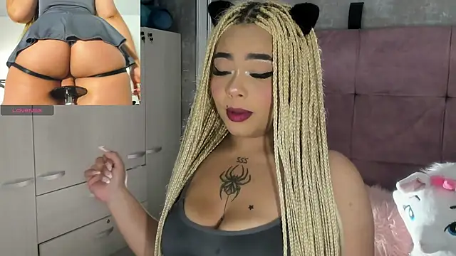 conny  curly online show from April 10, 2026, 2:24 pm