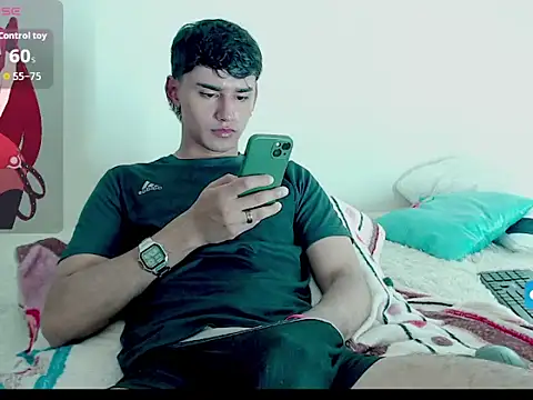 Snapshot of juan_stiven chatting on March 24, 2026, 3:12 pm juan stiven online show from March 24, 2026, 3:12 pm