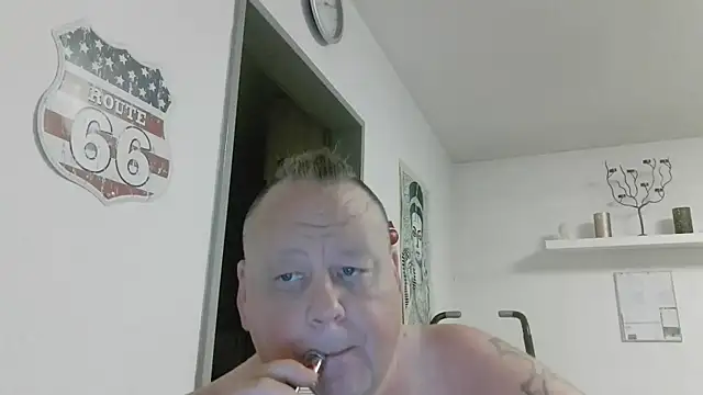 Snapshot of pimmelmann3 chatting on June 11, 2026, 9:12 pm pimmelmann3 online show from June 11, 2026, 9:12 pm