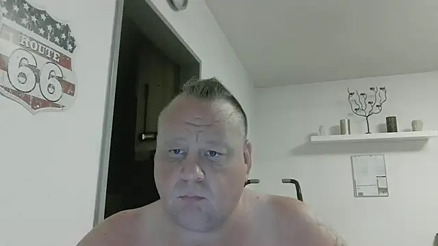 Snapshot of pimmelmann3 chatting on June 12, 2026, 10:40 pm pimmelmann3 online show from June 12, 2026, 10:40 pm