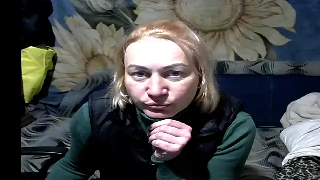 Snapshot of wLESLYMOSw chatting on March 21, 2026, 4:33 pm wLESLYMOSw online show from March 21, 2026, 4:33 pm