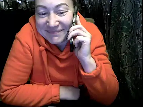 Snapshot of wLESLYMOSw chatting on February 10, 2026, 10:25 am wLESLYMOSw online show from February 10, 2026, 10:25 am