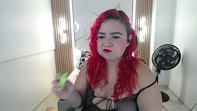 Mariana Rojas online show from February 10, 2026, 5:28 am