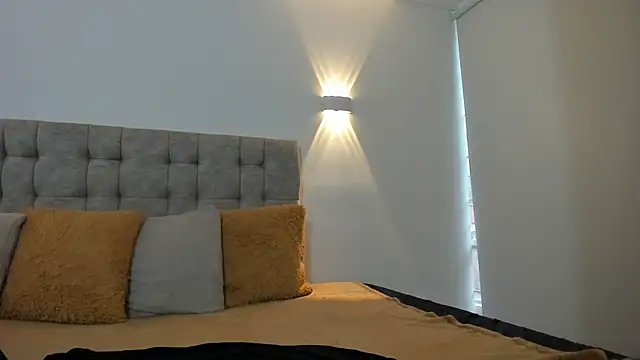 Carolina hernandez22 online show from February 24, 2026, 12:39 pm