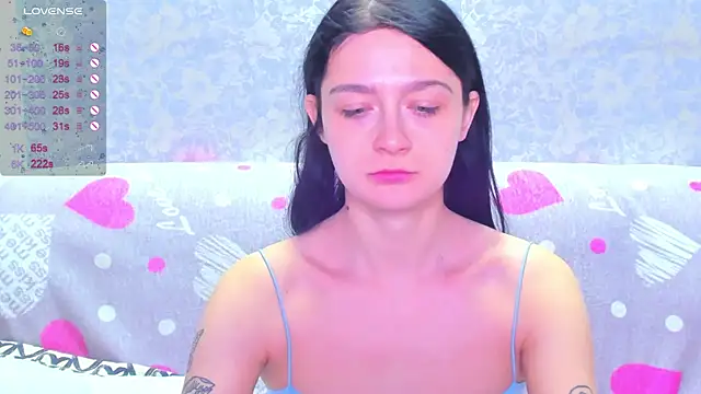 Snapshot of Vanessa_Florence chatting on December 19, 2025, 1:53 am Vanessa Florence online show from December 19, 2025, 1:53 am