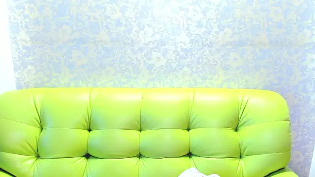Snapshot of Vanessa_Florence chatting on June 5, 2026, 12:59 am Vanessa Florence online show from June 5, 2026, 12:59 am