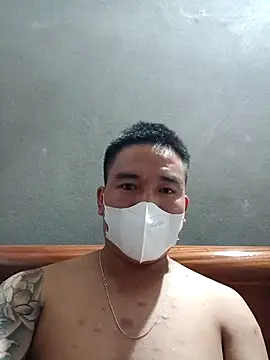 Vvvvvieett online show from October 24, 2025, 1:21 pm