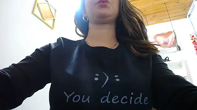 Snapshot of Luna_girlhot_ chatting on November 6, 2025, 8:46 pm Luna girlhot online show from November 6, 2025, 8:46 pm