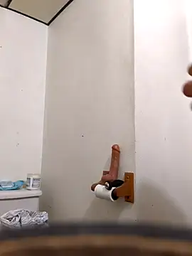 KinkyDesires online show from December 25, 2024, 8:18 am