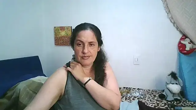 ximenajimenez online show from April 6, 2026, 11:17 pm