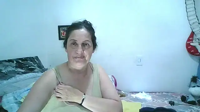 Snapshot of ximenajimenez chatting on February 18, 2026, 10:28 pm ximenajimenez online show from February 18, 2026, 10:28 pm
