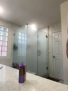 El Gizmo online show from November 7, 2025, 6:23 pm