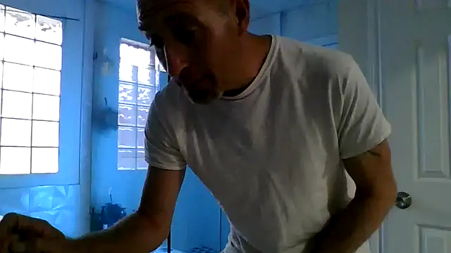 El Gizmo online show from February 16, 2026, 12:31 am