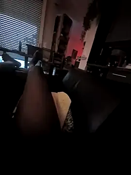 PlasticSurface727 online show from December 20, 2025, 1:25 pm