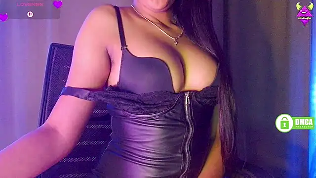 CallMeSima online show from November 19, 2025, 5:24 pm