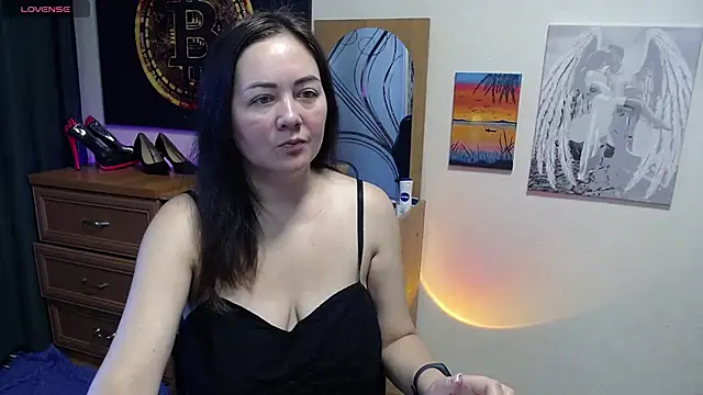 Snapshot of JuliaMorganss chatting on August 1, 2026, 6:22 am JuliaMorganss online show from August 1, 2026, 6:22 am