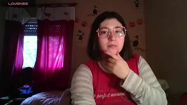 imsohornydacom online show from November 7, 2025, 3:38 pm