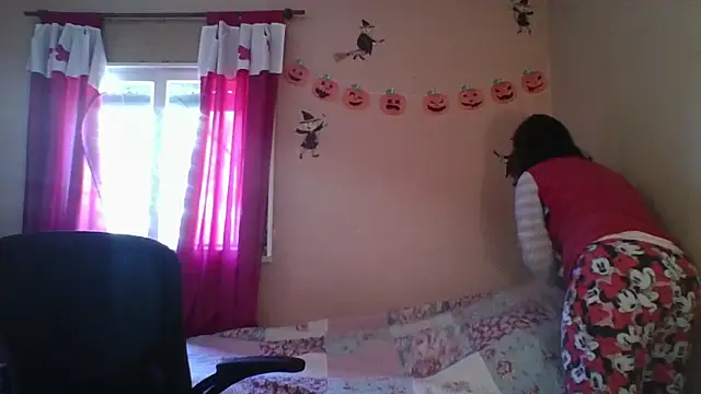 imsohornydacom online show from November 22, 2025, 3:22 pm