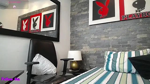 dayadubey  online show from December 22, 2025, 10:04 am